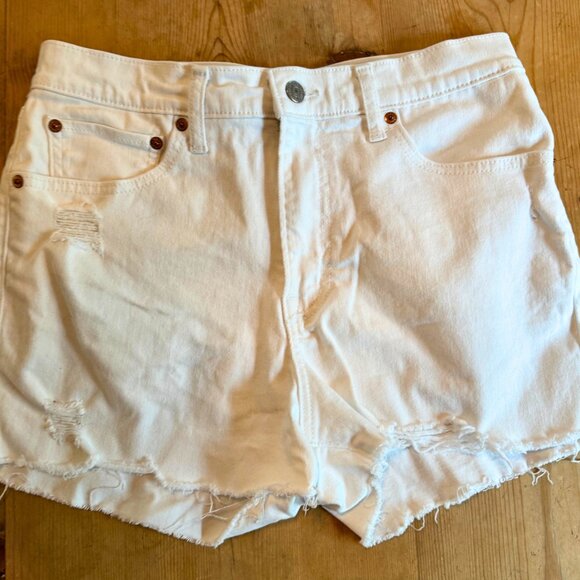 Levi’s High Rise White Denim Distressed Cutoff Shorts Size 30 - Picture 1 of 9